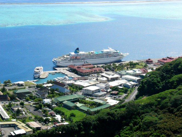 157- Uturoa vue du Tapioi 